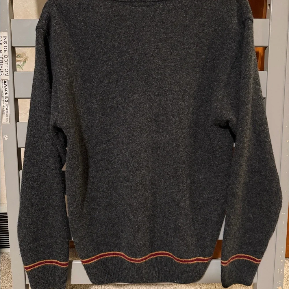 Classic Charcoal Cardigan in Gryffindor school colors - Picture 2 of 8